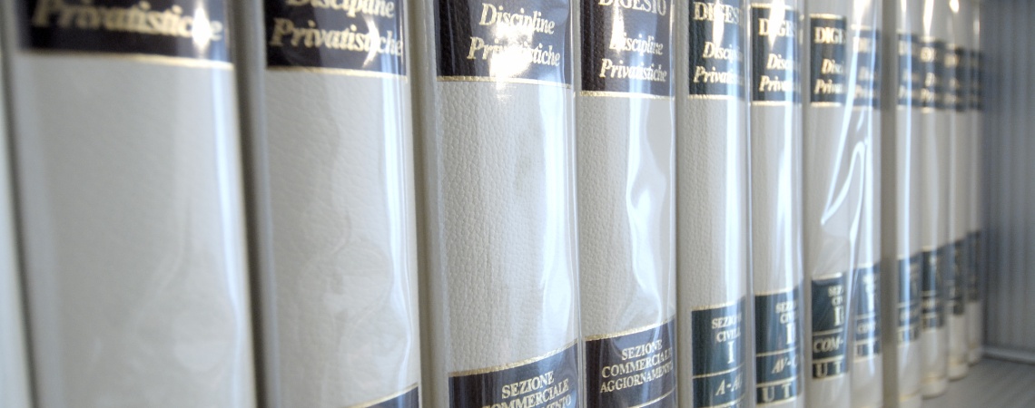 Servizi legali a società, enti e privati nel diritto civile del lavoro e previdenziale, amministrativo e commerciale.